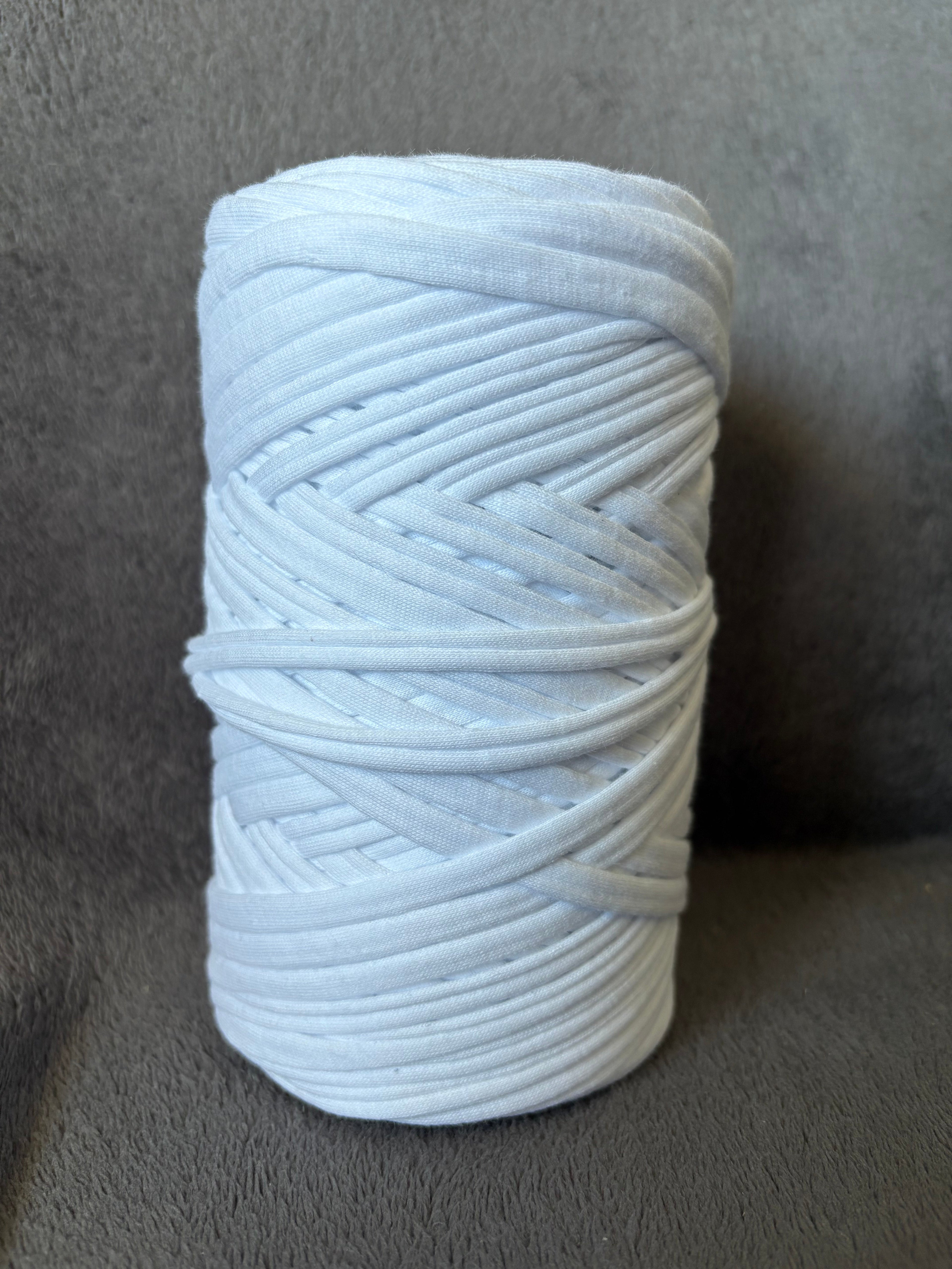 PELOTES DE FILS T-SHIRT Les créations de Rosita